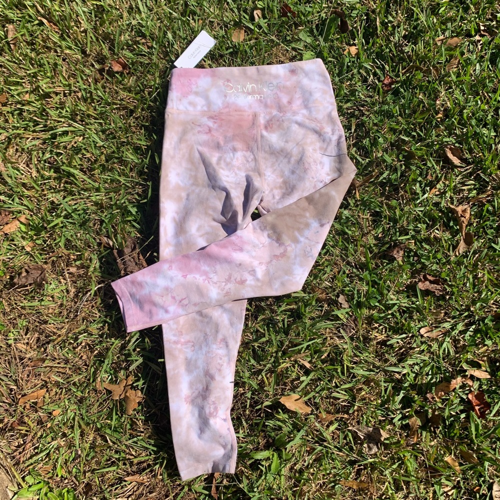NEW Calvin Klein tie-dye water colored stretch performance yoga jog run fun